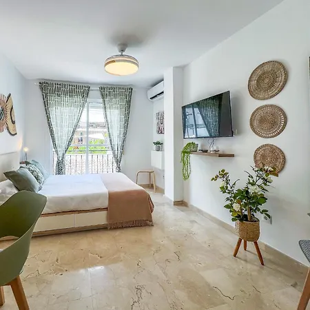 Hanami Estudio Estepona San Roque Lägenhet *